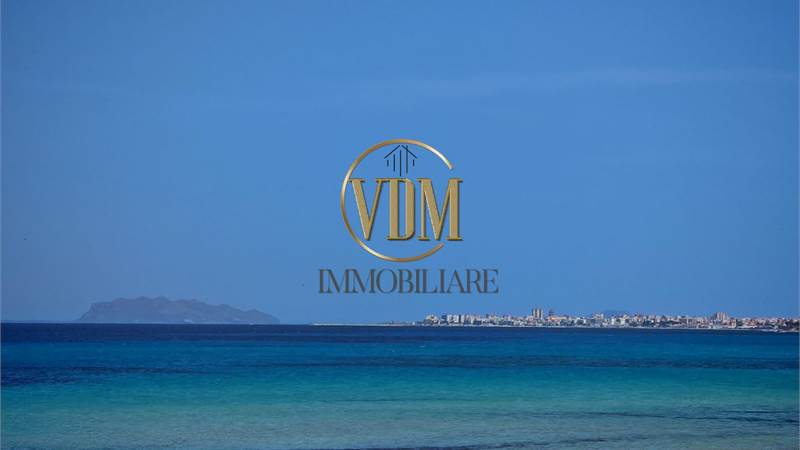 Stabile sul Mare nei pressi di Torre Sibiliana