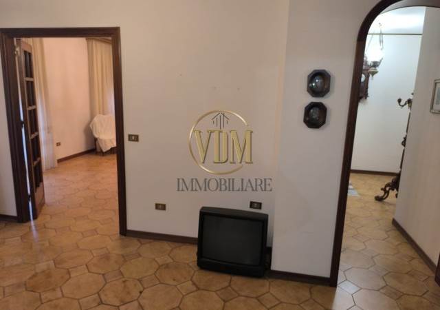 ELEGANTE RESIDENZA DI 160 MQ CON VISTA MARE E POSTO AUTO NEL CUORE DI MARSALA